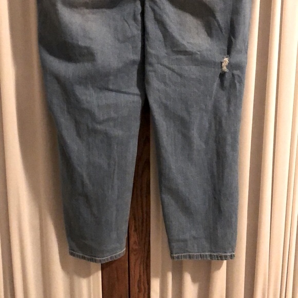 Eloquii Elements Distressed Girlfriend Jean - Picture 10 of 13